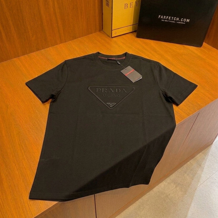 PRADA TİŞÖRT